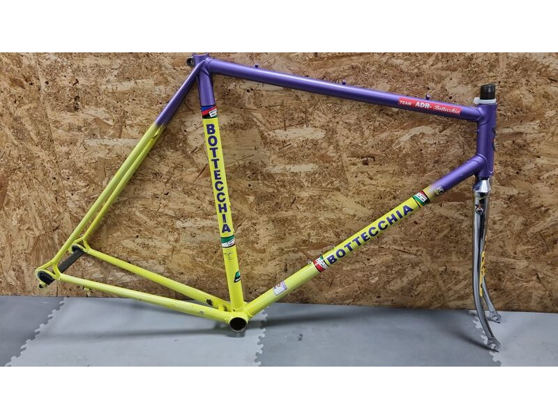 1989 Bottecchia Team ADR click to zoom image