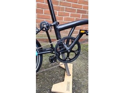 Brompton P-Line - Urban - Black/Titanium - 4sp click to zoom image