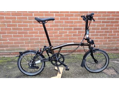 Brompton C-Line Explore - Black Lacquer/Black - 6sp