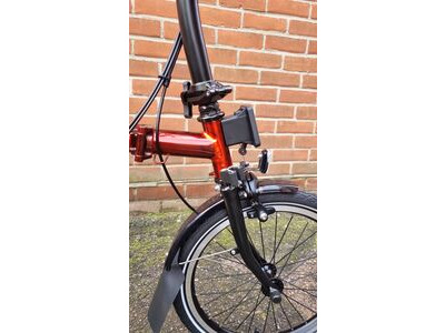 Brompton C-Line Urban - Flame Lacquer/Black -2sp click to zoom image