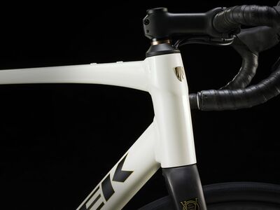 Trek Domane AL 4 Gen 4 Era White click to zoom image